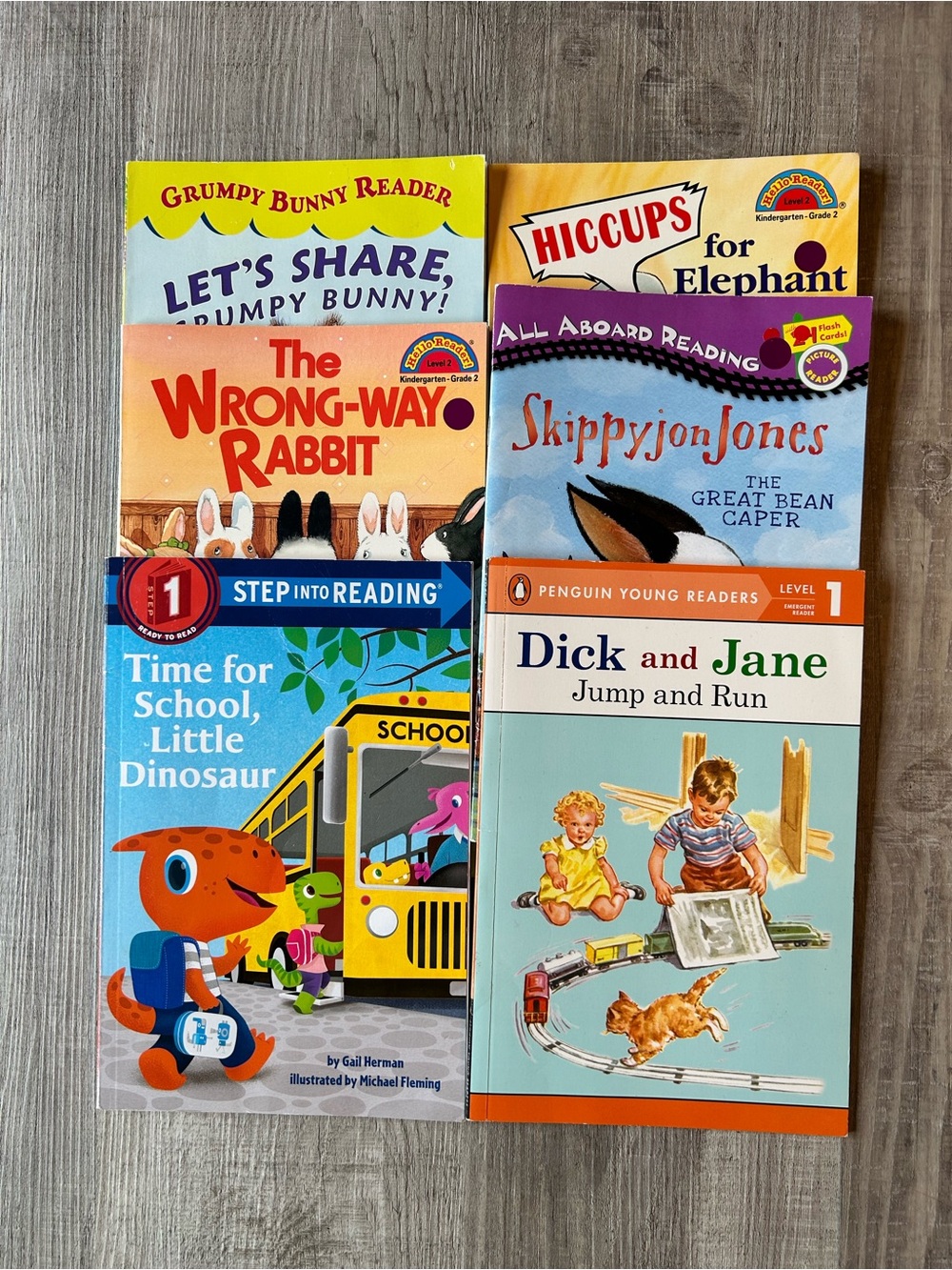 0125. Assorted Kids Levelled Readers • 6 Books